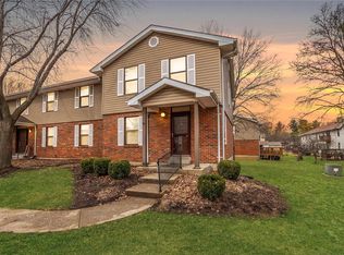 2022 New Sun Dr, Florissant, MO 63031