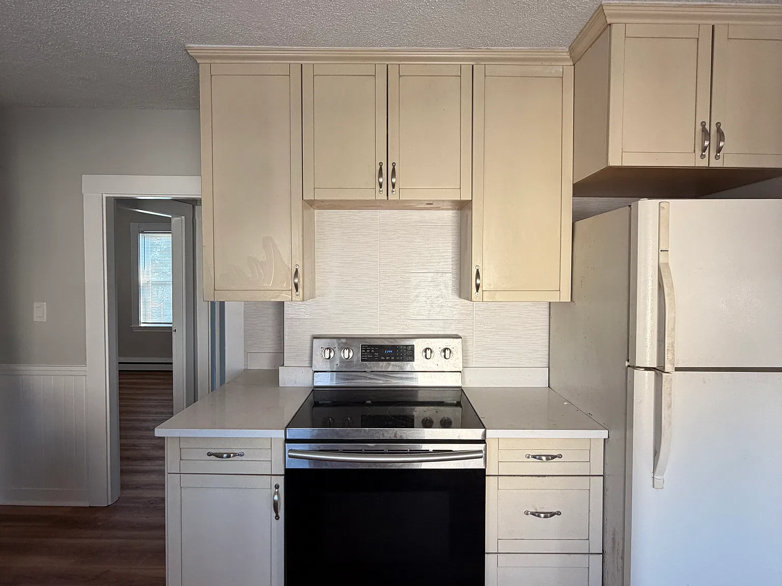3 bed, $3,300 — Photo 1