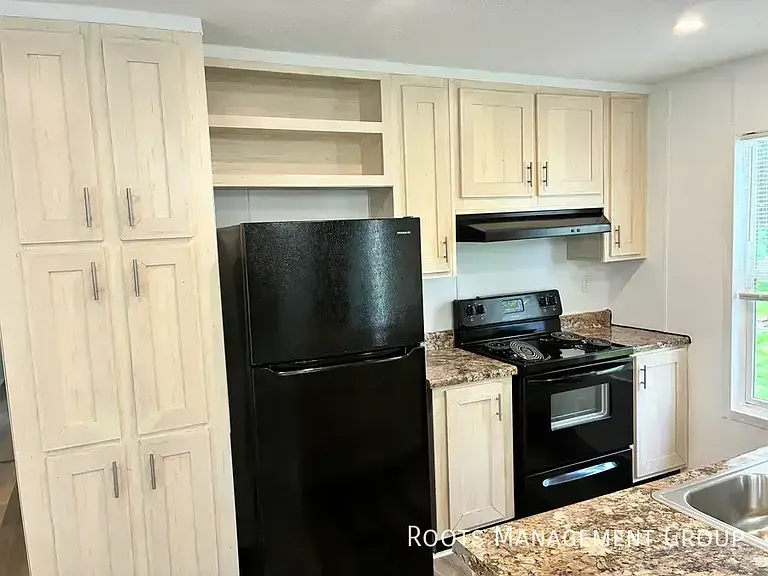 2621 Jeffersonville Rd #52 — Photo 4