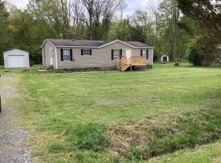 1284 Briarwood Dr NE, Dalton, GA 30721