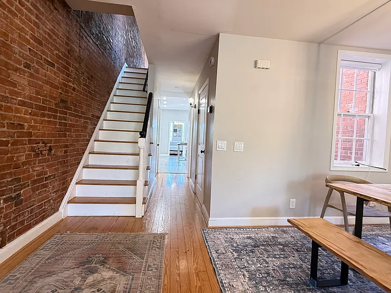 1118 F St NE #3 — Photo 9