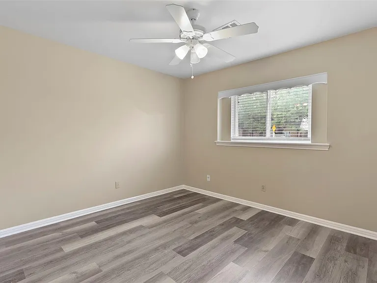 12303 Barryknoll Ln — Photo 14