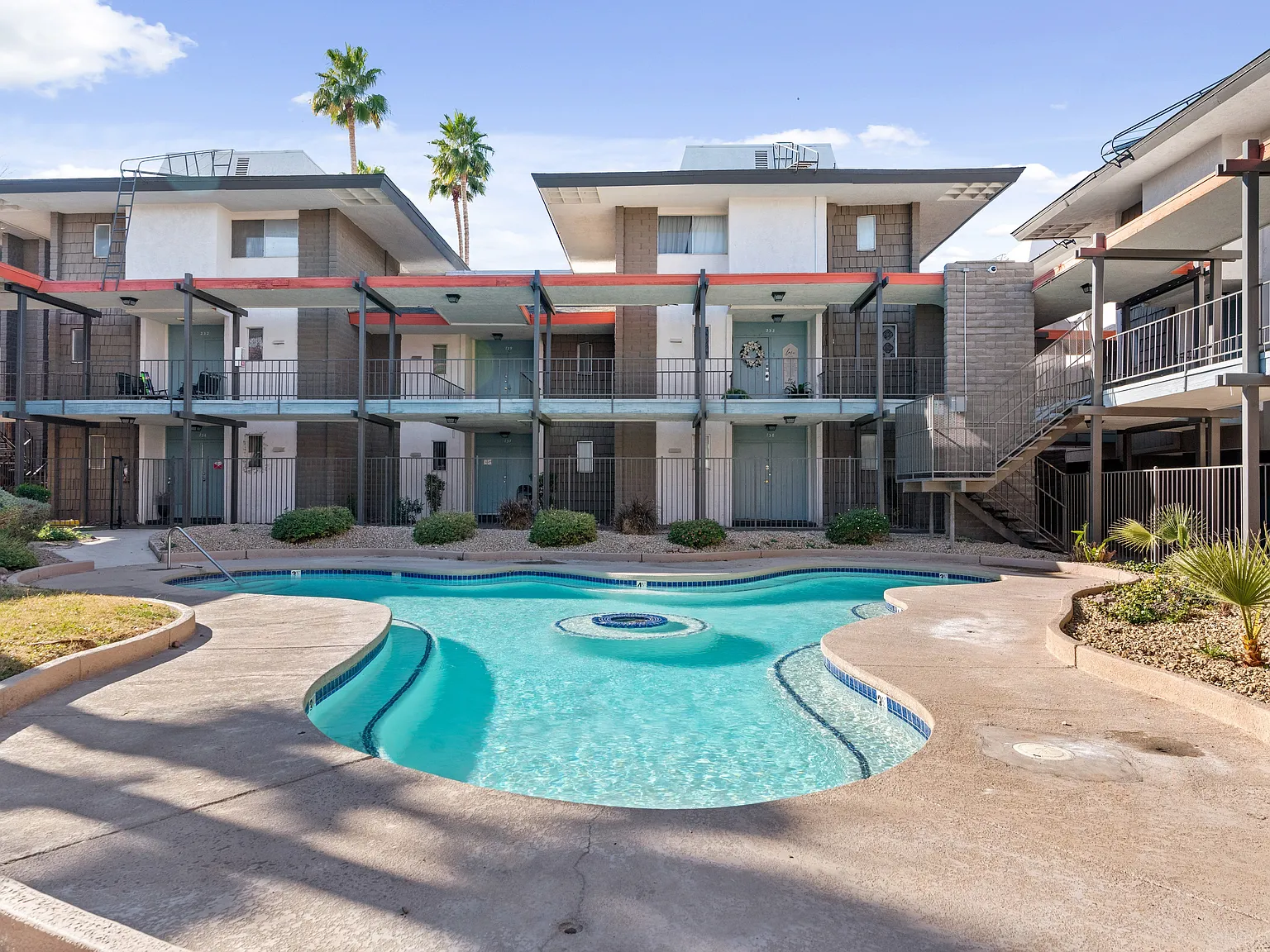 Townhome Villas — Photo 3