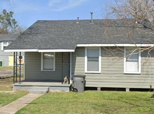 1314 E Power Ave #B, Victoria, TX 77901