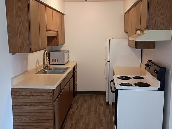 4th image of 1316 S Beacon Blvd #2