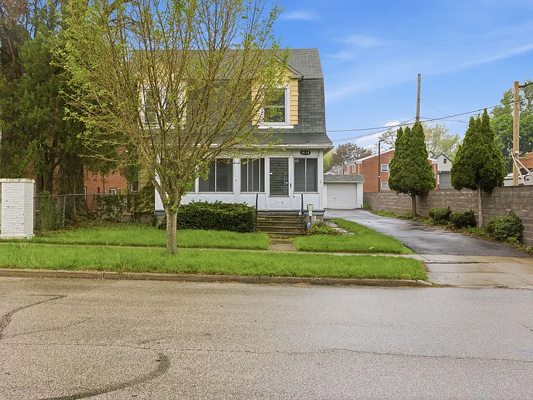 1438 Coutant Ave #A — Photo 1