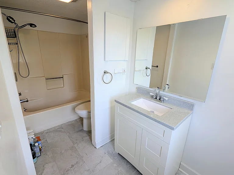 Bedroom 2 bathroom