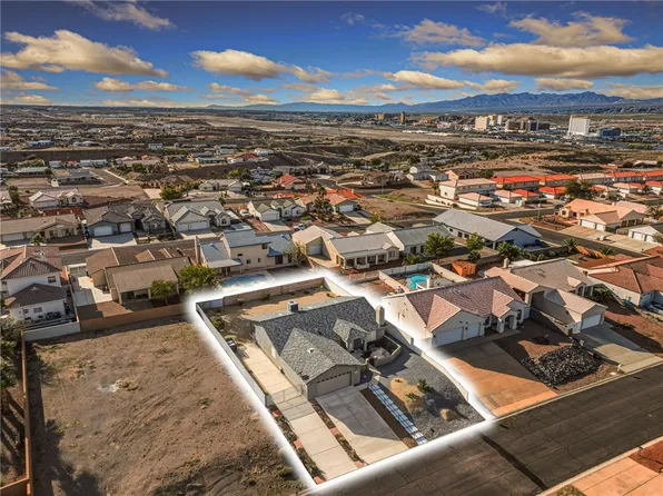 2434 Lake Ridge Ave, Bullhead City, AZ 86429
