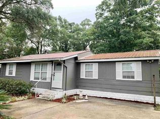 5000 Glover Ln, Milton, FL 32570