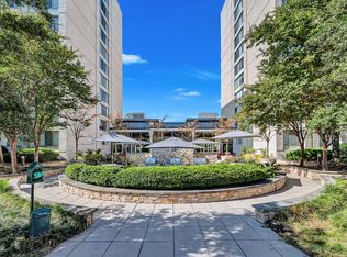 Crystal Plaza, Arlington, VA 22202