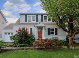 140 Bucknell Ave, Woodbridge, NJ