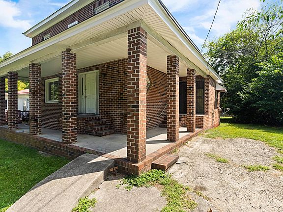 3rd image of 516 N Center St #A