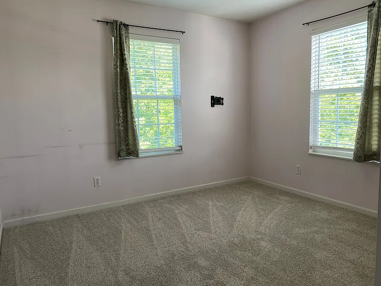 2508 Forest Valley Ln — Photo 11
