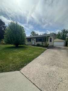 737 14th St NE, Owatonna, MN, 55060