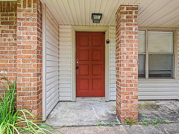 4th image of 16715 Manowar Ln