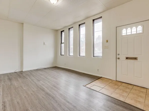 01 - 705 Brownsville