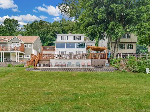 48 Birchbank Road, Shelton, CT 06484