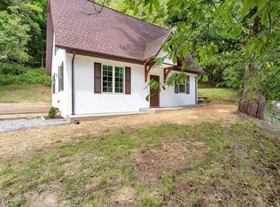 10331 Bent Mountain Rd, Bent Mountain, VA 24059