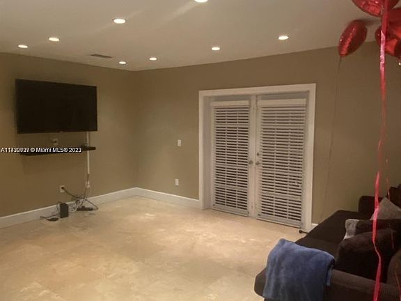 4th image of 10652 NW 88th Ave #10652