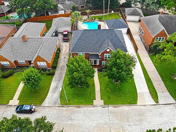 2nd image of 16223 Peach Bough Ln