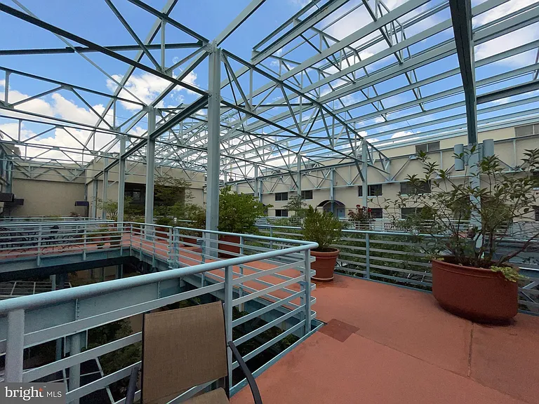7 N Columbus Blvd #212 — Photo 38