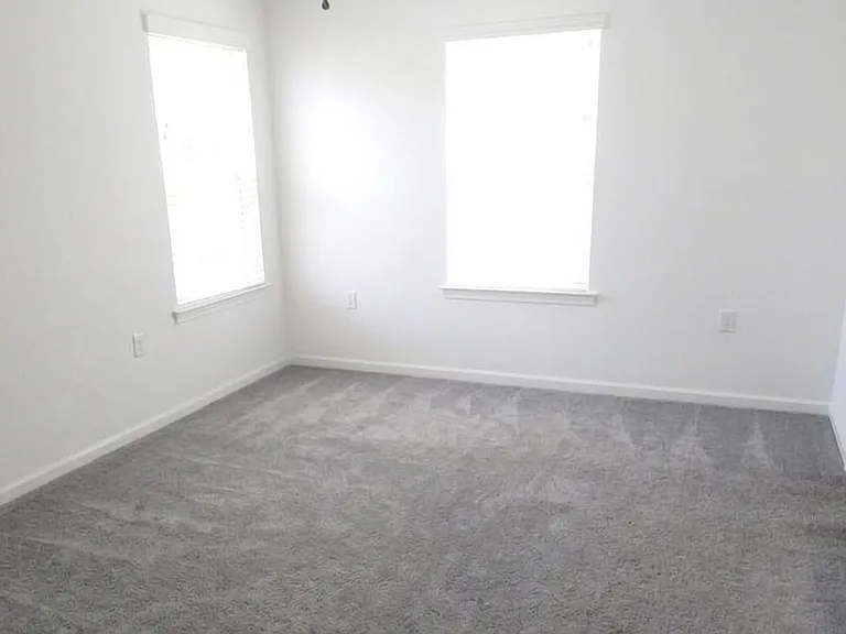 2313 Alcott Way — Photo 6