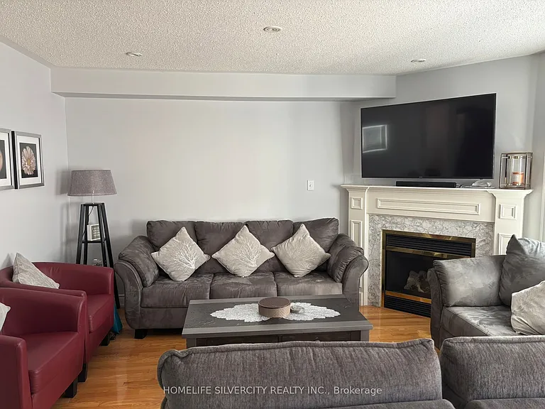 111 Edward Jeffreys Ave — Photo 3