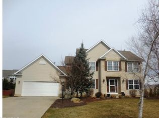 4335 Ridge Crest Dr, Akron, OH 44321