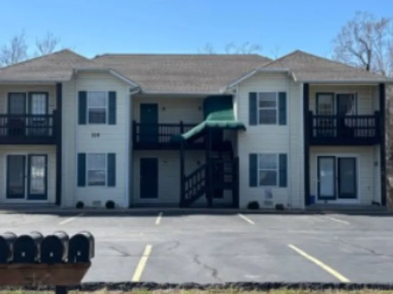 116-118 Terrill Ln — Photo 1