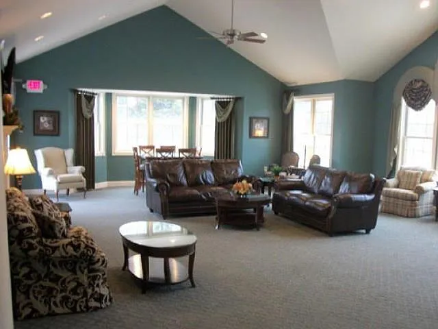 Brookwood Farms Apartments — Photo 29