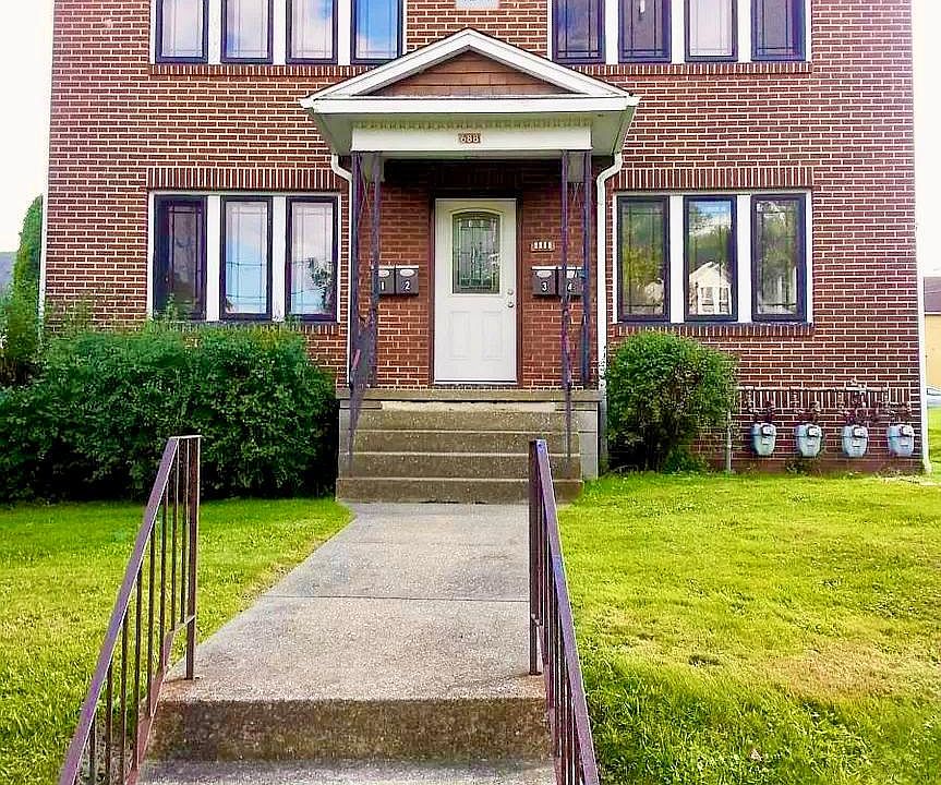 1st image of 688 Kenmore Blvd APT 1