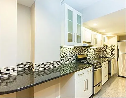 49 Revere St #2 — Photo 6