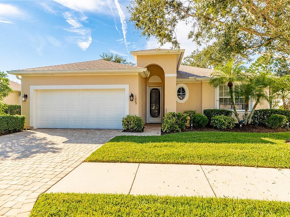 1st image of 1305 Shoreline Cir