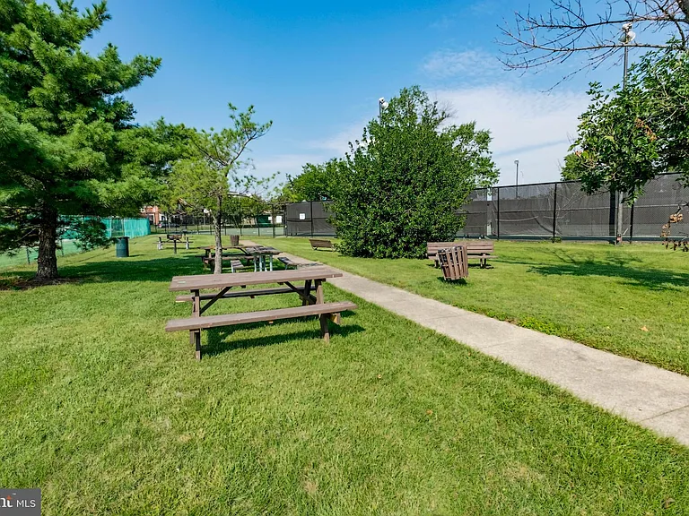 1225 Martha Custis Dr #1103 — Photo 14
