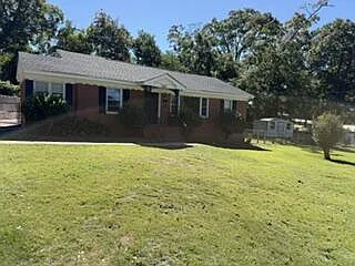 3 bed, 2.0 bath, $1,395 — Photo 1