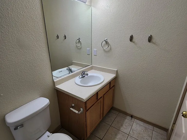 5983 Moon View Dr — Photo 32