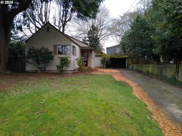 4032 SE Tibbetts St, Portland, OR 97202