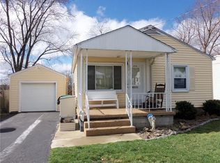 210 Wick Ave, Hermitage, PA 16148