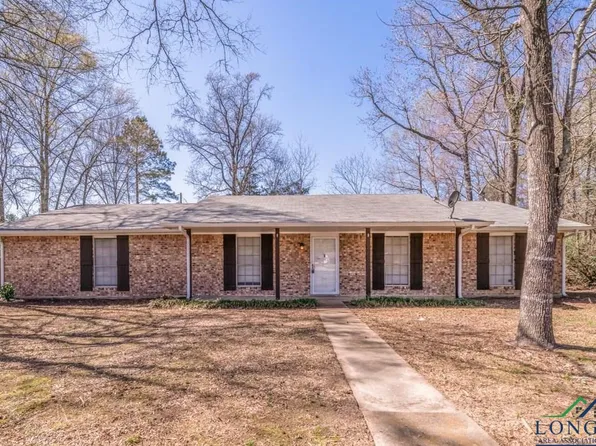 216 Dogwood Dr, Carthage, TX 75633