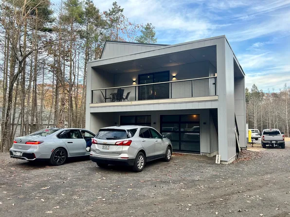 115 Josiah Norton Rd, Cape Neddick, ME 03902