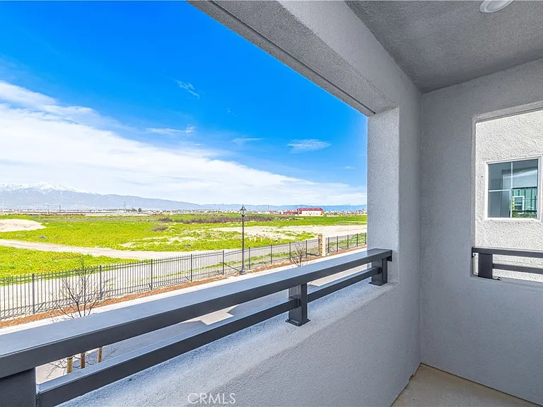 2472 E Stanley Paseo — Photo 11