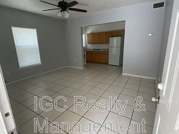 4th image of 420 Dummitt Ave #A