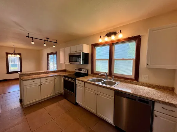 508 N Cherry Ave, Marshfield, WI 54449