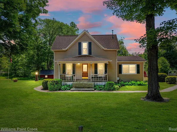 5975 Lake Rd, Otter Lake, MI 48464