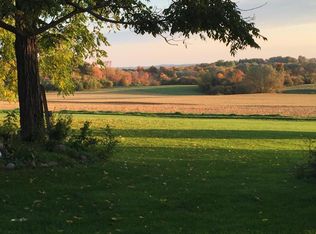 2113 Coon Hill Rd, Skaneateles, NY 13152