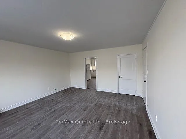 172 Queen St #5 — Photo 13