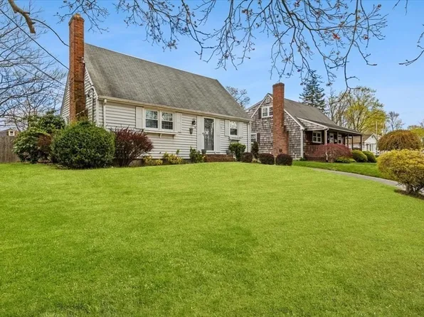 10 Crocker St, Taunton, MA 02780