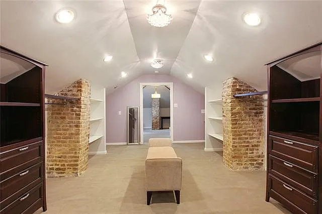 2308 Jena St — Photo 9