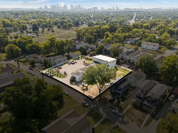 1715 Pecan St, Nashville, TN 37208