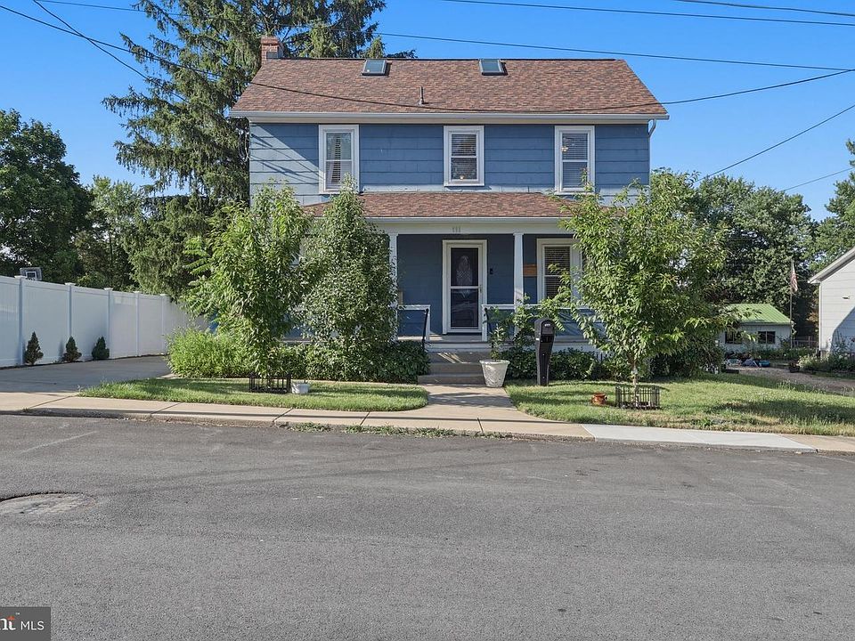 1st image of 111 Depaul St